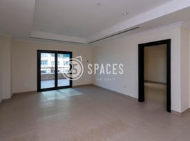 One Bedroom Apartment with Balcony in Porto - Apartment in West Porto Drive