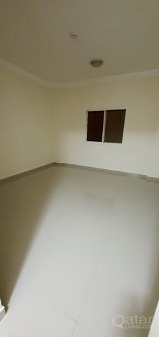 Un/Furnished 3Bedroom Apartment For Rent located in Al Mansoura - Apartment in Fereej Bin Dirham