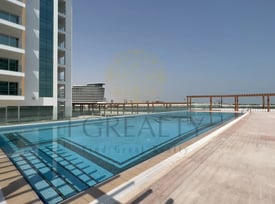 "Experience Coastal Elegance and Unwind in Style" - Apartment in Entertainment City