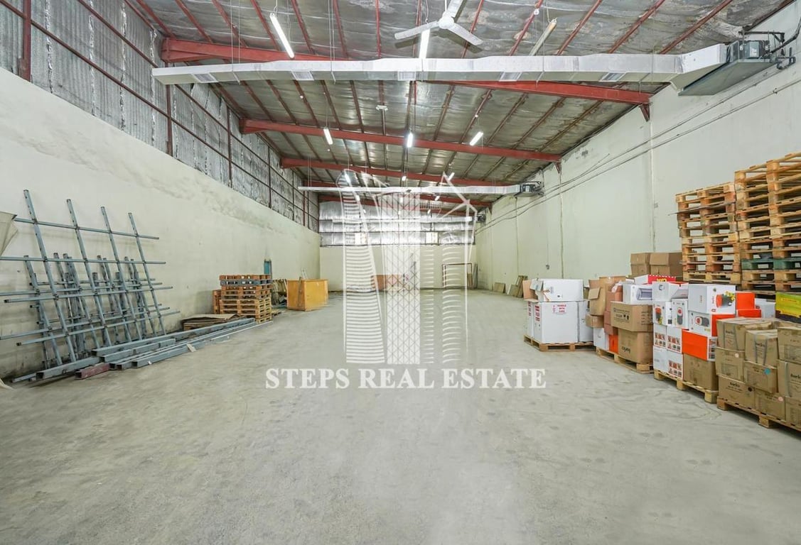 1000SQM Food Store with AC in Industrial Area - Warehouse in Industrial Area