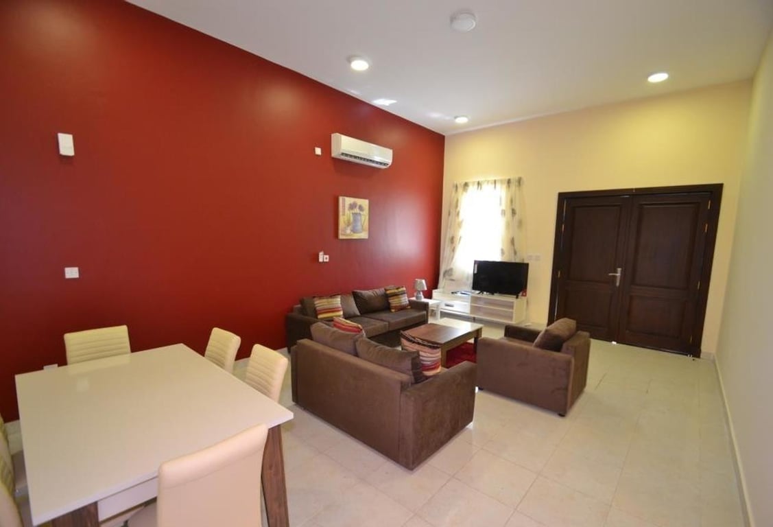 Furnished 2-bed apartment in Bin Omran