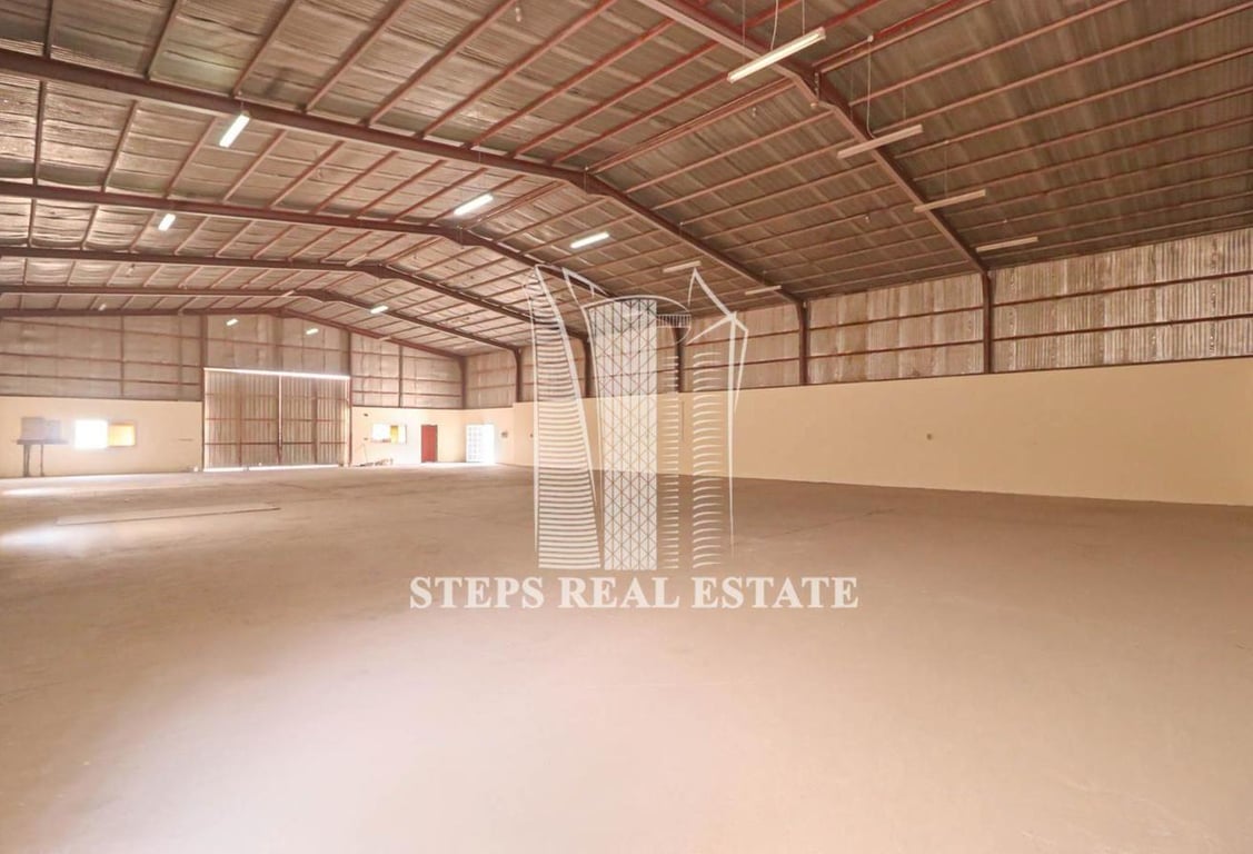Approved Carpentry Warehouse in Industrial Area