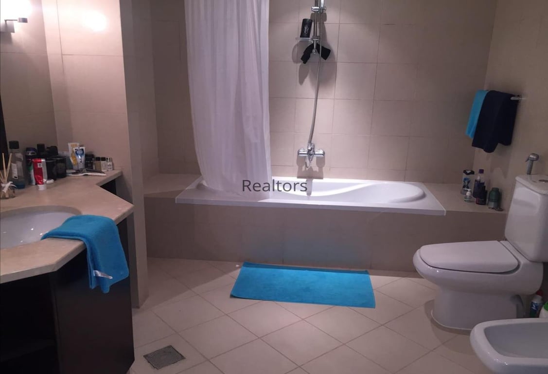 ONE BEDROOM FULLY FURNISHED IN PORTO ARABIA