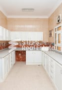 Commercial Villa for Rent | Premium Location - Commercial Villa in Bu Hamour Street