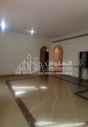 2 BHK UNFURNISHED IN AL MAMOURA - Apartment in Thabit Bin Zaid Street