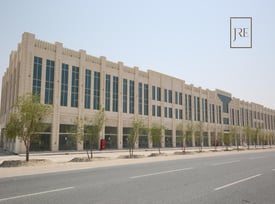 Modern Retail Shop for Rent In Al Mamoura - Shop in Al Maamoura
