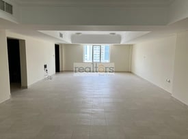 Big Living Room for a 3 Bedroom Apartment in Najma - Apartment in Najma Street