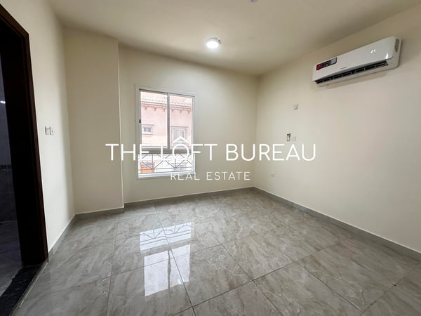 1 Free Month! 5 bedrooms+maid! Amazing Compound! - Villa in Bu Hamour Street