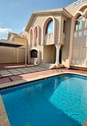 5-bedroom villa located in Al Gharafa - Villa in Al Duhail