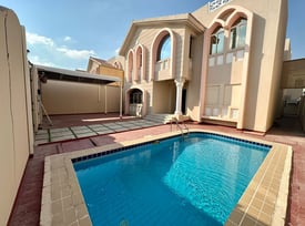 5-bedroom villa located in Al Gharafa - Villa in Al Duhail