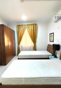Very Big 3 BHK Apartment Only 6000 - Apartment in Umm Ghuwailina