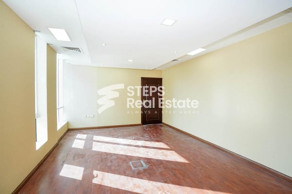 Fitted Office w/ 6 Month Grace Period - Office in B-Ring Road