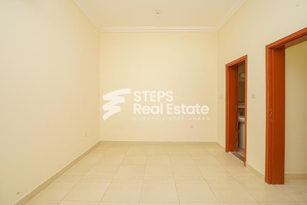 Attractive Location | 2BR Apartment in Al Nasr - Apartment in Al Nasr Street