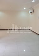 5 BEDROOMS Close to Abu Hamour Petrol Station - Villa in Bu Hamour Street