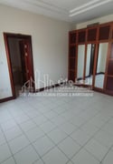 Villa 4 BHK + Maid in West bay lagoon - Villa in North Gate