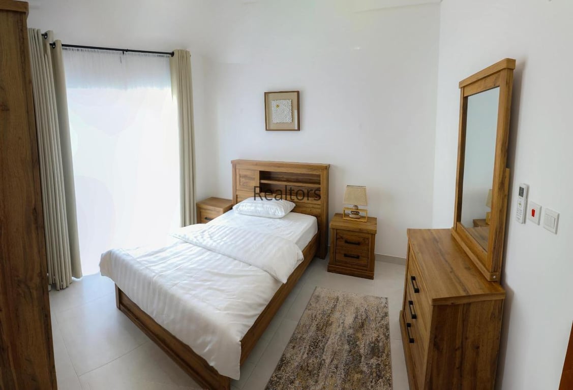 Brand New 3 BR + Maid Fully Furnished Comp Villa