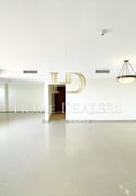 Amazing 3BR + Maids Room Apartment in Porto Arabia - Apartment in West Porto Drive