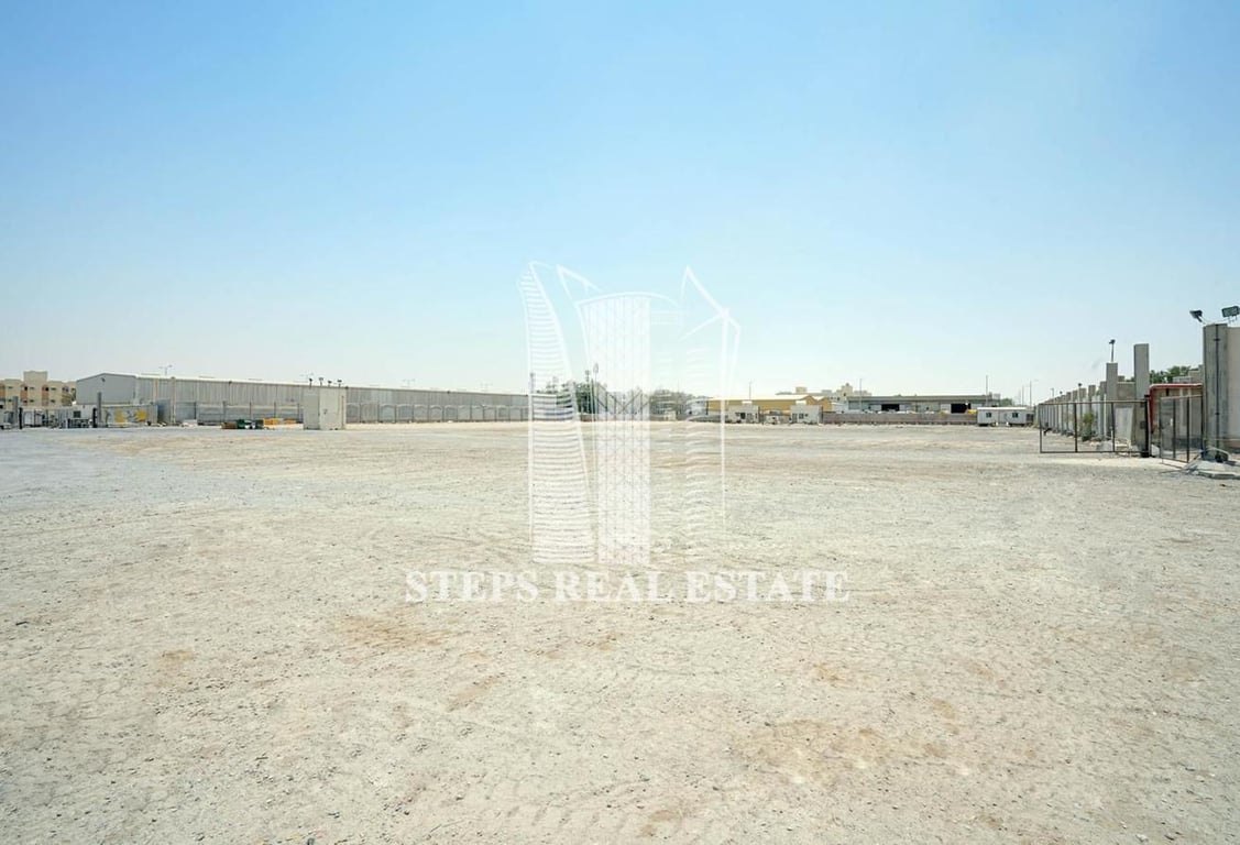 Open yard Land for Rent in industrial area - Plot in Industrial Area