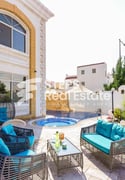 Luxury 5 BHK Villa w/ Pool & Balcony - Villa in Al Maamoura