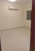 Apartment for rent in Fereej Kulaib - Apartment in Al Khaleej Street