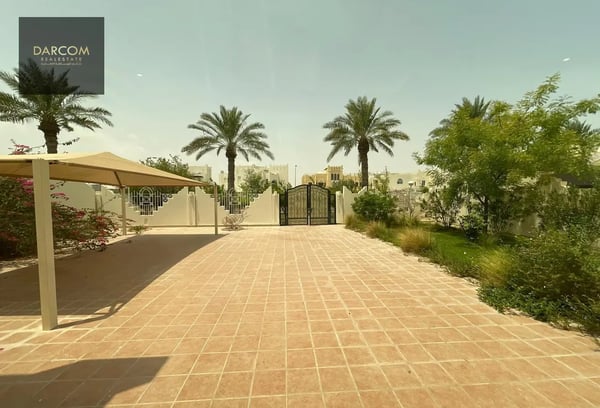 Standalone 3-Bedroom with Maid Room Outdoor Majles - Villa in West Bay Lagoon Villas