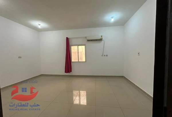 Senior room and hall (two rooms Al Kharaitiyat - Apartment in Zekreet Street