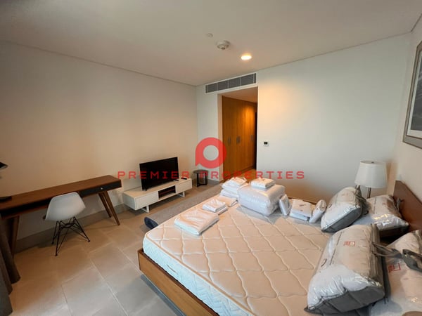 1 Bedroom+office, Included Bills, No Commission! - Apartment in Viva Bahriyah