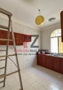 2 BEDROOMS | 2 HALL | MAJLIS | UNFURNISHED FLAT - Apartment in Old Airport Road
