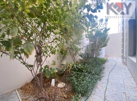 F/F Compound Villa ground floor + backyard - Villa in Umm Al Seneem Street