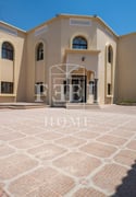 SPACIOUS 7 BHK VILLA FOR SALE IN AL DAFNA ✅ - Villa in Al Dafna