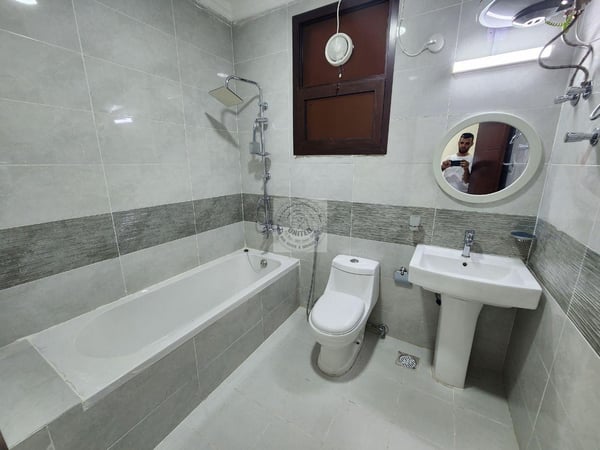 Un-furnished 2 bhk in madina khalifa south - Apartment in Madinat Khalifa South