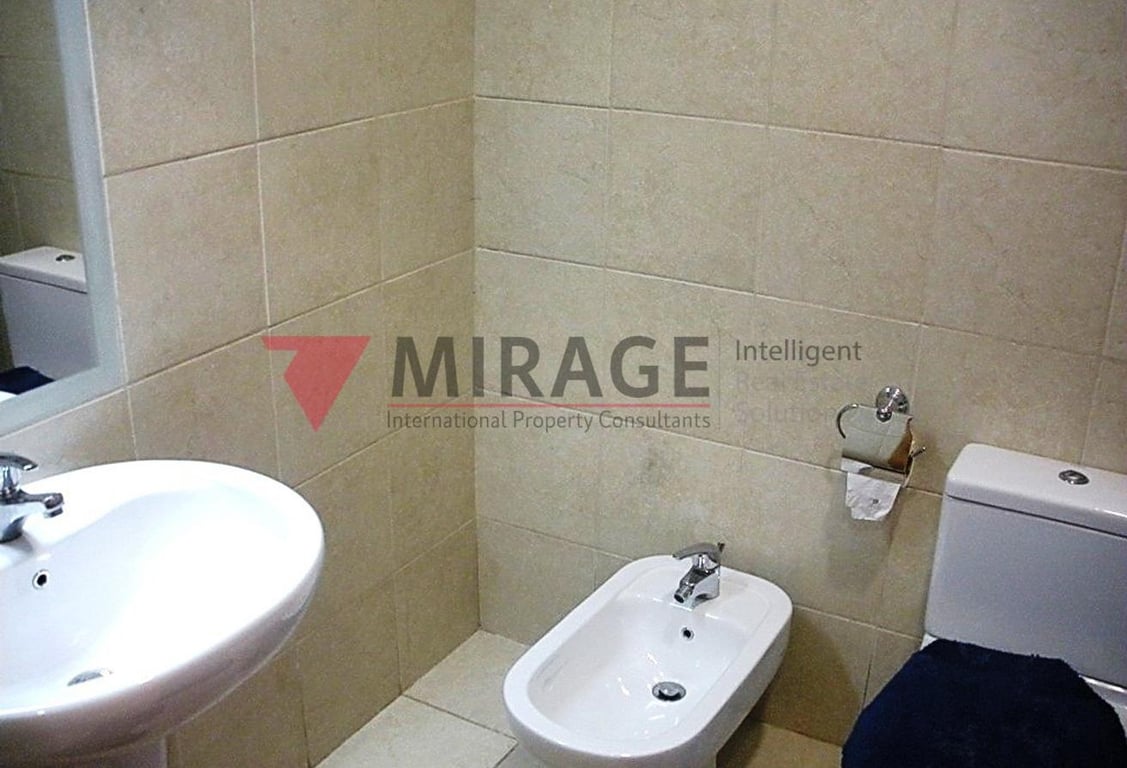 TENANTED | FULLY MAINTAINED Zigzag 4 sale. - Apartment in Zig zag tower B