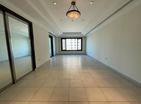 Fantastic 2 Bedrooms Apartment for Rent In Porto Arabia. - Apartment in Porto Arabia