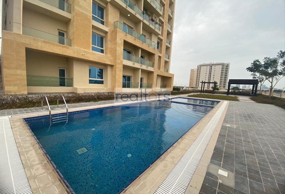 Stunning Fully Furnished 2 Bedroom with Balcony - Apartment in Al-Erkyah City