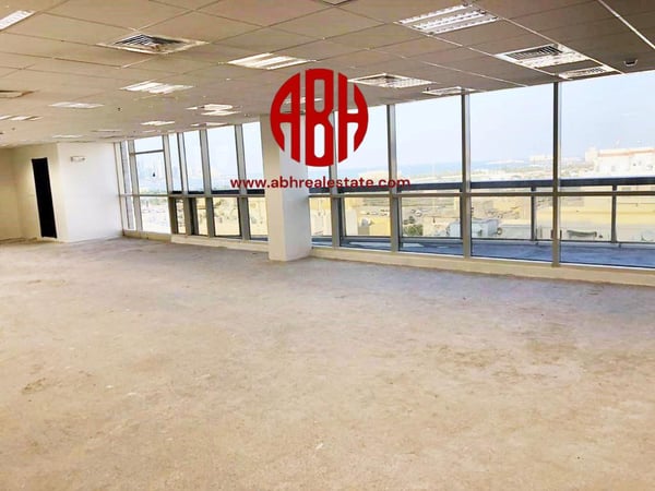 70 QAR/SQM ONLY ! OFFICE IN BIN MAHMOUD W/ BALCONY - Office in Desert Rose Residence