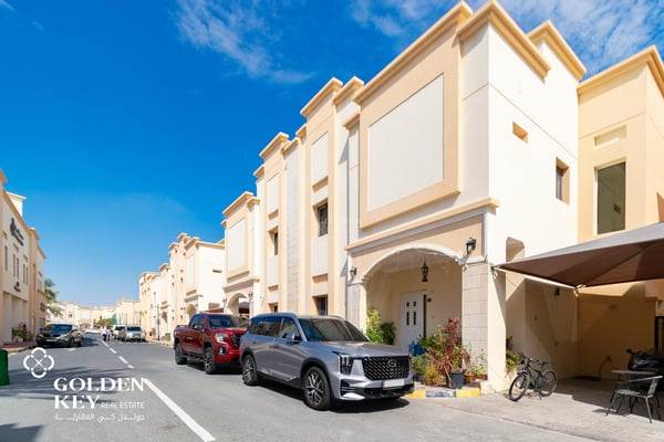 Great Compound | Large Layout | 3BR+Maid - Villa in Al Rayyan