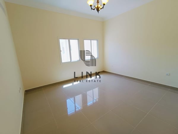 Compound Villa 5 Beds Unfurnsihed/ excluding Bills - Compound Villa in Ain Khaled Villas