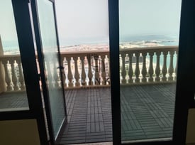 2 BR Apartment Semi Furnished Balcony Perfect View - Apartment in Porto Arabia