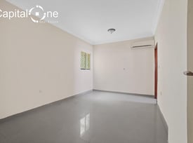 No Commission Un Furnished 3 BHK in Al Nasr - Apartment in Al Nasr Street