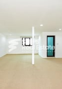 Studio for Rent in Birkat Al Awamer - Commercial Villa in East Industrial Street