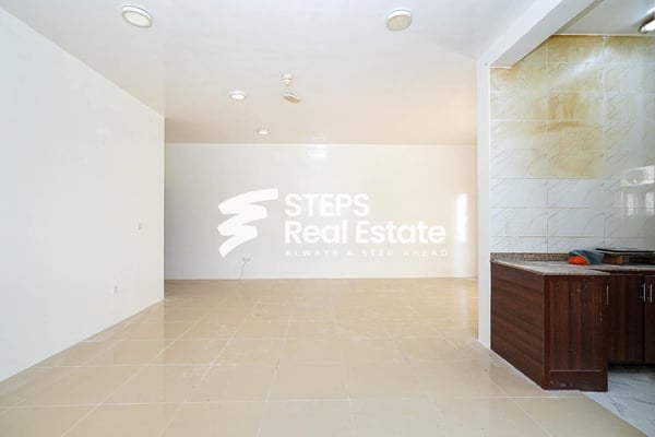 Approved Studio for Staff in Birkat Al Awamer - Staff Accommodation in East Industrial Street