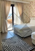 Upgrade interior | fully furnished | Large balcony - Apartment in Porto Arabia