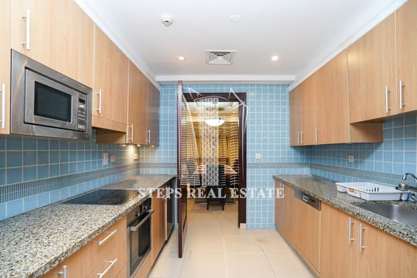 Marina View FF 4BHK Duplex for Sale in The Pearl - Townhouse in West Porto Drive