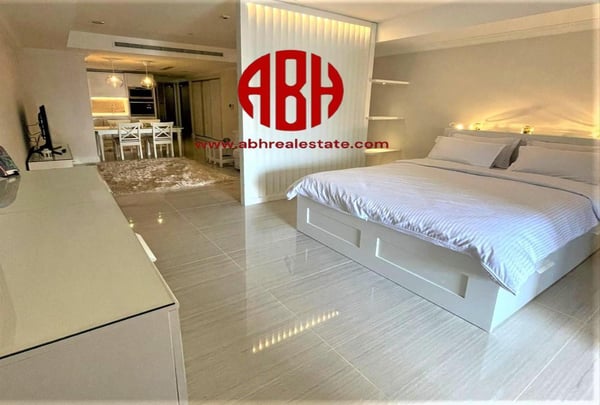 BEST FOR INVESTORS | UPGRADED STUDIO + 1 ROOM - Apartment in Piazza Arabia