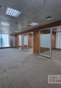 Office in al dafna near city center - Office in West Bay