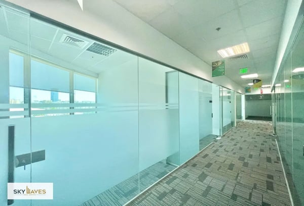 Glass Partition 345 m2 to 1000 m2 office in alsadd - Office in Al Darwish Building