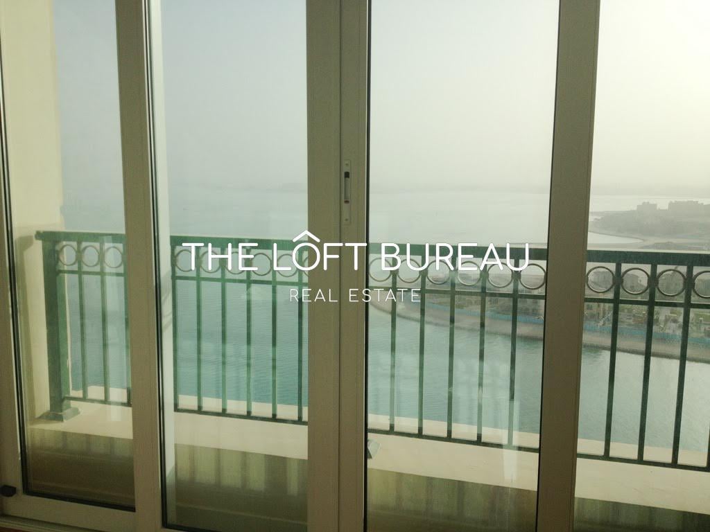 Hurry Now! Hot Deal! Sea View High Floor 2BR - Apartment in Viva Bahriyah