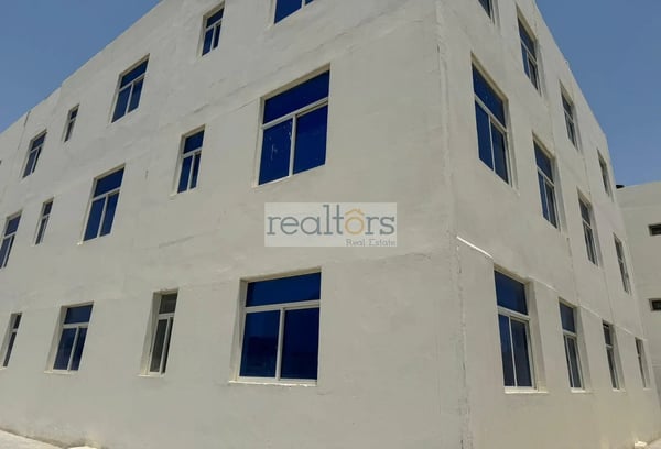 Bulk Deal | Whole Building in Birkat | 1 Bedrooms - Whole Building in Birkat Al Awamer