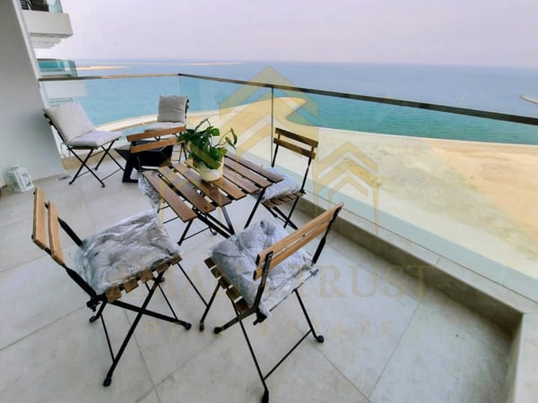 Straight Sea View, Luxuriously Furnished 1 Bedroom - Apartment in Burj Al Marina