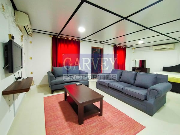 FF Spacious Private Studio Apt with Bills Included - Apartment in Al Azizia Street